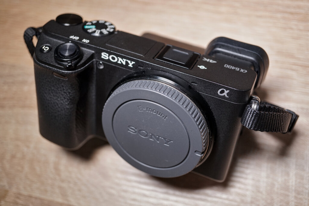 There oughta be a way to use a Sony Alpha as a webcam.